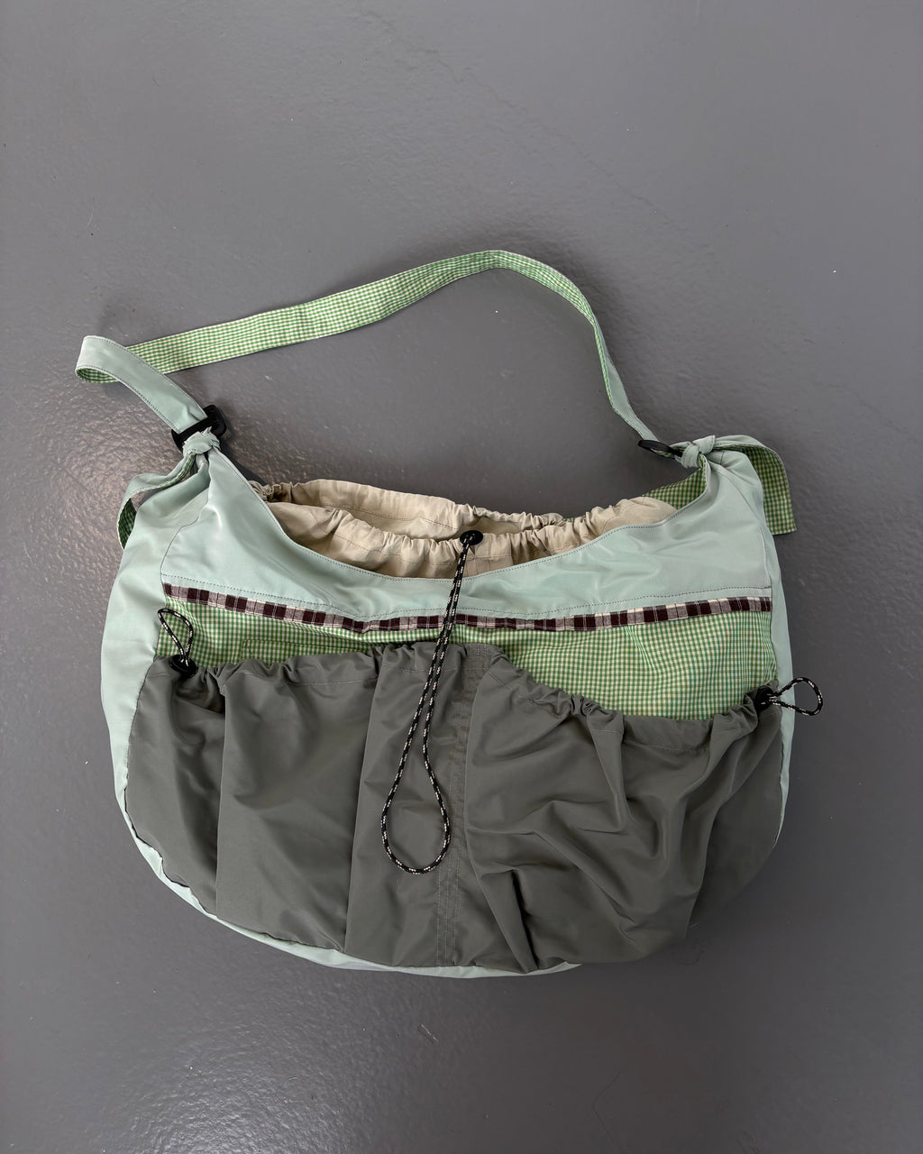 this uniform ショルダーバッグ BAG DROP – This Uniform