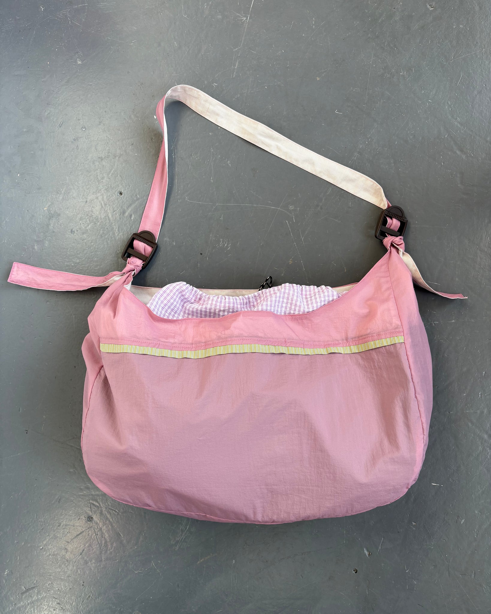 Large Pink Sheer Sling Bag – This Uniform