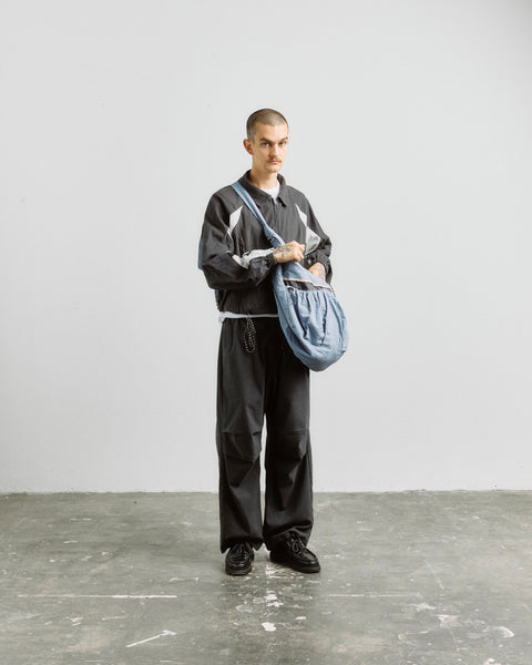 バッグ This Uniform large sling bag Large Charcoal Sling Bag – This Uniform